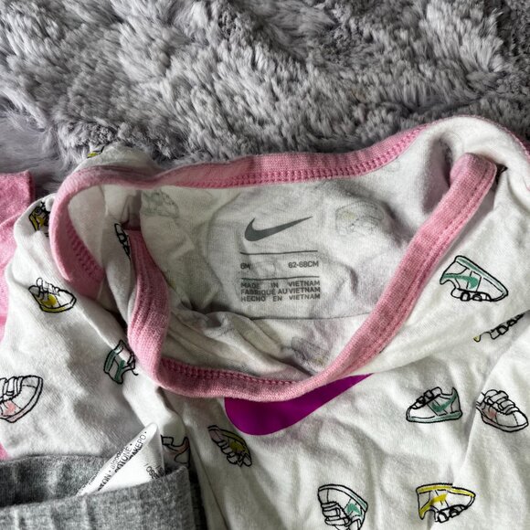 Nike Baby Girl 3 piece set size 6 months - Picture 6 of 6